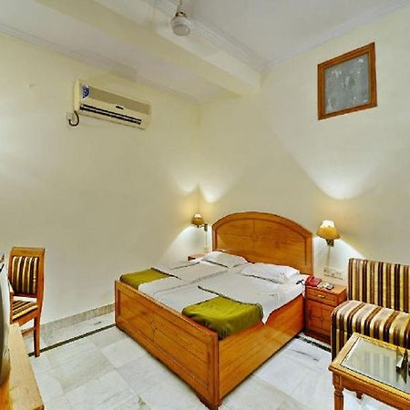 Mahalaxmi Plaza Hotel Faridabad Εξωτερικό φωτογραφία