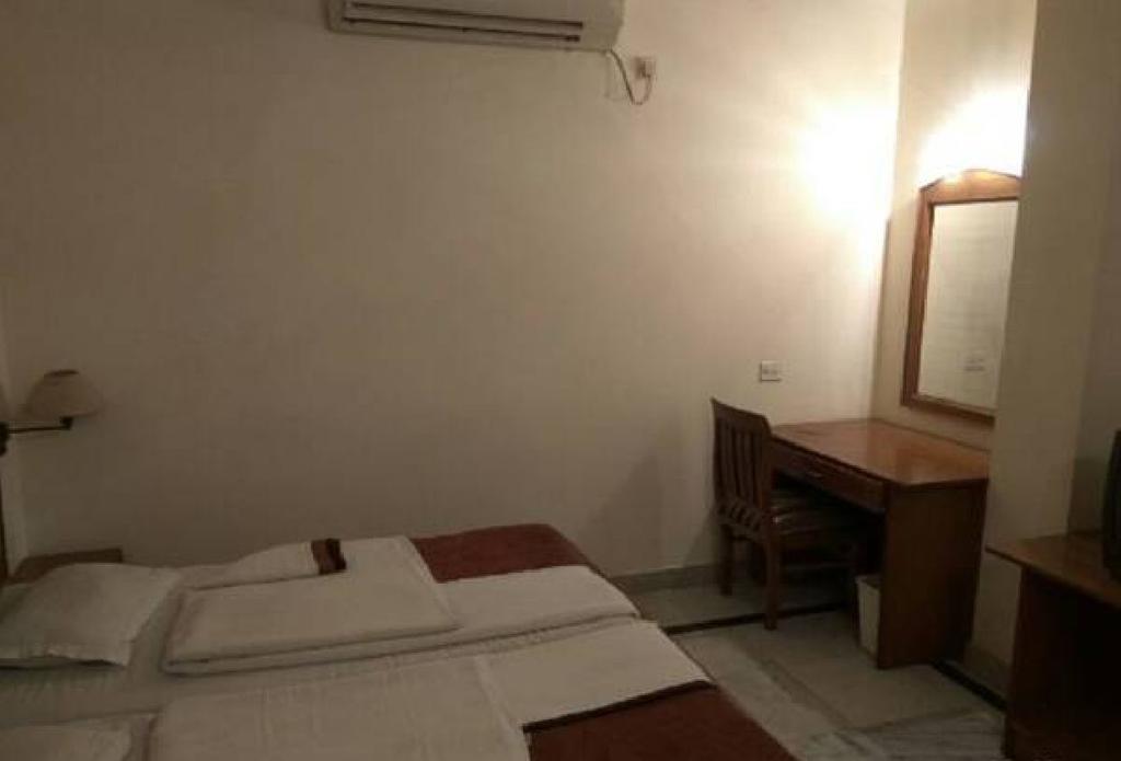Mahalaxmi Plaza Hotel Faridabad Δωμάτιο φωτογραφία